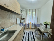 VAND APARTAMENT 2 CAMERE,MOBILAT SI UTILAT,ZONA LINISTITA,DE