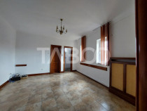 Apartament vila zona centrala 68 mpu 2 camere spatioase etaj