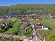 Casa spațioasa cu teren generos de vanzare in Piatra Neamț