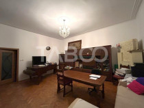 Apartament de vanzare cu garaj terasa 55 mpu zona Central Si