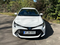 Toyota Corolla Hybrid 1.8 in garantie pana in noiembrie 2025