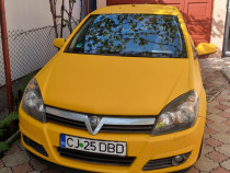 Opel Astra H masina