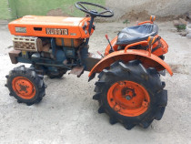 Tractor Kubota B5000