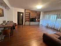 APARTAMENT 4 CAMERE ULTRACENTRAL CU LOC DE PARCARE