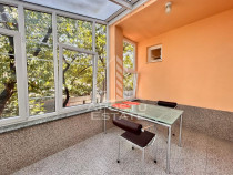Apartament cu terasa si garaj in zona Medicinei.