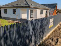 Casa cu garaj Lilieci- teren 540m, canalizare, apa, gaz.