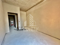 Apartament cu 2 camere, open space, etaj intermediar, zon...