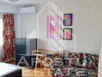 Apartament o camera, aer conditionat, langa VOX