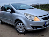 Opel Corsa D 1.3 Motorină