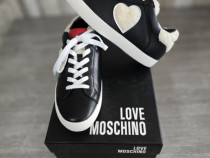 Adidasi Love Moschino