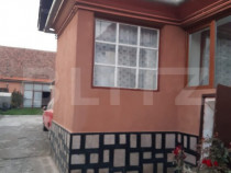 Casa cu 6 camere in Halchiu - Brasov