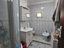De vanzare apartament cu 3 camere, 2 balcoane