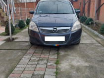 Opel Zafira masina