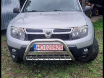 Vând Dacia duster 4×4