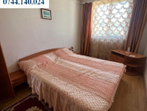 Ap 3 cam, Str. Al. Plaiului. Preț 235 Eur/ lună