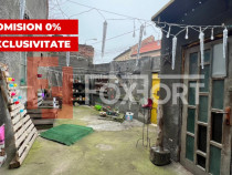 COMISION 0% Casa de vanzare cu 5 apartamente la curte comuna