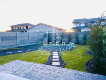 Duplex cu 3 camere, 2 bai, 90 mp utili,teren 350 mp, Mosn...