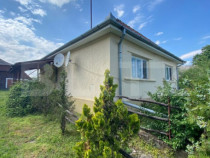 Casa de vanzare, 2 camere, 80 mp, zona Marius, lângă Valea