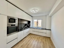 Ap. decomandat, 3 camere, logie 13,4 mp, la cheie, bloc nou,