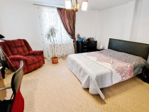 Aproape de Zona Comerciala