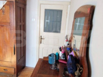 Oportunitate - Monument Istoric l&acirc;ngă Cetatea R&acirc;șnov s