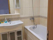 Apartament cu 2 camere de inchiriat pe strada Independentei