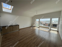 Apartament cu 2 camere decomandate si balcon etaj 2 zona Arh