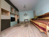 Apartament cu 3 camere, decomandat - zona Astra