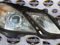 Far dreapta cu lupa Mercedes E-Class 2011