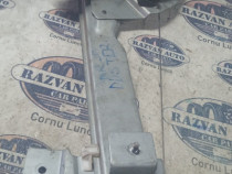 Macara geam dreapta spate Dacia Duster 2017