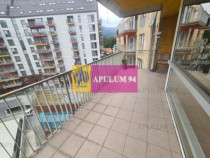 Apartament cu 3 camere de vânzare în Sinaia - Zona Bell...