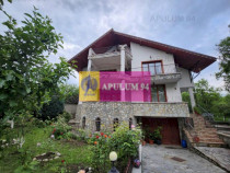 Vilă de vânzare în Cornu