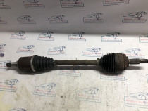 Planetara stanga fata Dacia Duster 2013