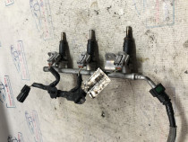 Rampa plus injectoare Dacia Sandero 1.0 Benzina 2018