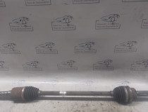 Planetara stanga spate Ford Kuga 2014