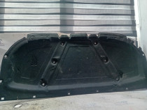 P&acirc;sla capotă Seat Exeo 2010