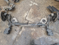 Punte spate Nissan Juke 0.6 2018