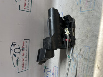 Broasca dreapta fata Dacia Duster 2013