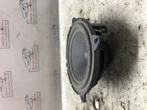 Boxa dreapta fata Dacia Duster 2014