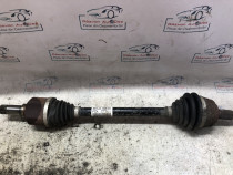 Planetara stanga fata Peugeot 3008 2019