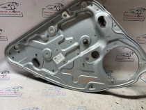 Macara geam stanga spate Ford Focus 2 Hatchback 2010