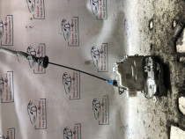 Broasca stanga fata Audi Q3 2013