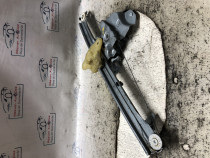 Macara geam dreapta fata Renault Clio 3 2016