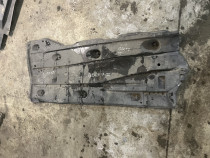 Scut lateral stanga Volkswagen Golf 7 2014