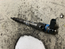 Injector Volkswagen Passat CC 2.0 Motorina 2014