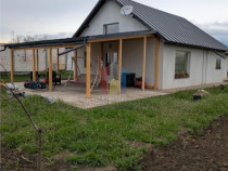 VILA P M, Cazasu, caramida, Teren - 500 mp