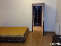 1 camera in zona Aradului