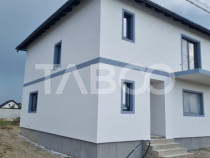 Casa individuala cu 4 camere 110 mpu si teren de 290 mp Cris