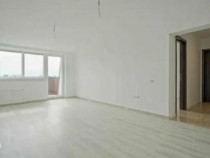 Apartament 2 camere, decomandat - zona Sanpetru