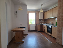 Apartament 3 camere, et. 4/4, Unirii